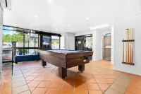 Windward Apartments Hotels in Mooloolaba