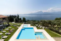 Residence La Corte Danese Hotel a Torri del Benaco
