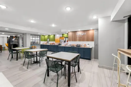 Spark by Hilton Biloxi Ocean Springs