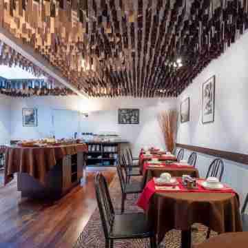 Hôtel de Bonlieu Dining/Meeting Rooms