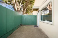 Cozy 2-Bedroom Retreat in Pacifi