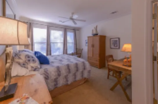 Reynolds Lake Oconee Resort Fishtales Lodge Lakefront 4Br/3BA o のホテル