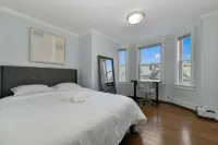 The Princeton Boston - Luxurious Apartment - New - Near Downtown Boston, Airport Hotell i East Boston