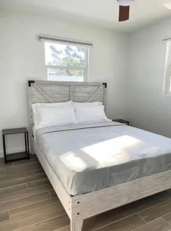 Oasis House 3Bed+2Ba+Pool+Garage. Bikes welcome!