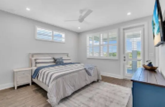 Bayview Pointe! Luxury 3 bedroom home! Near Anna Maria island with heated pool!