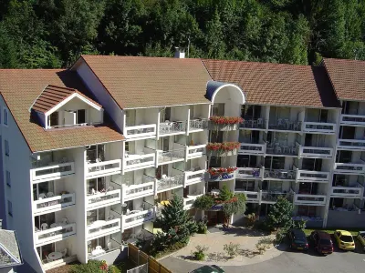 法國之地 - Résidence Les Silènes Collet ski resort Allevard附近的飯店