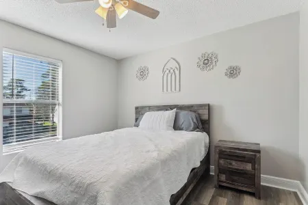 Beautiful Apartment Отели в г. Слайделл