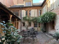 L'Ecole des Demoiselles