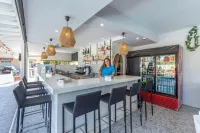 Saint Peter Bay Aparthotel - bar