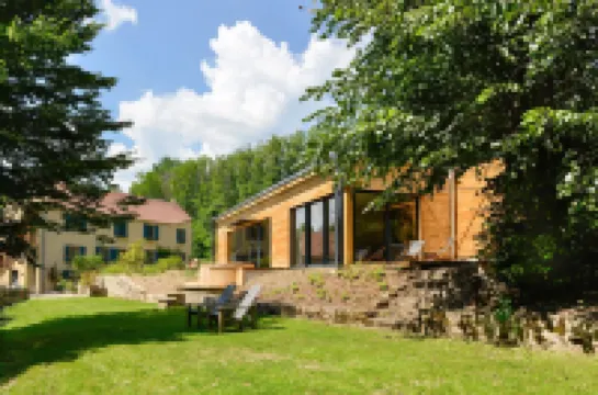 มูแลง เด ตัมพลิเยร์ โรงแรม & สปา