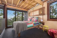 Gold Coast Tree Houses - 2-Star
