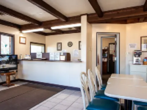 Country Squire Inn and Suites Hotels in Coshocton County