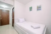Minimalist and Cozy Studio (No Kitchen) Transpark Cibubur Apartment Hotels in Jatikarya