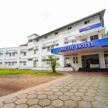 Fabexpress Ascot Hotel Exterior