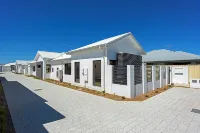 5 O Clock Somewhere - Beachside Retreat