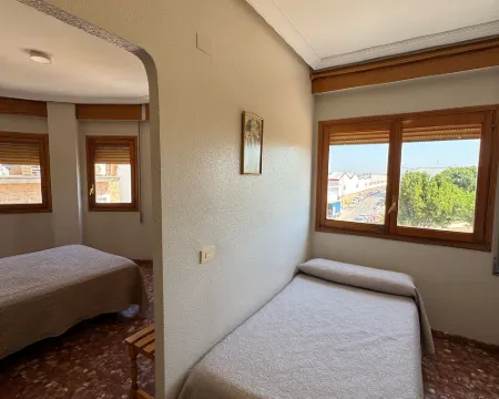 L'Oncle Pere Habitacions Hotels in Ribera Alta