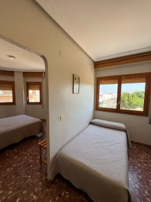 L'Oncle Pere Habitacions Hotels in Ribera Alta