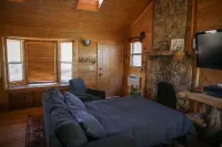 Pine cabin / Drk Sky / Wi-Fi / Dog Ok / Quiet