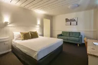 Balmoral On York Hotels in Launceston