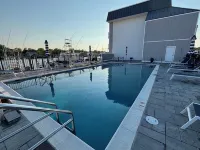 Lewes Canalfront Condo! Amazing Views!  Walk to Beach or Town! - Swimmingpools