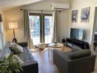 Charming 1-bedroom cottage with WiFi, AC in amazing San Antonio