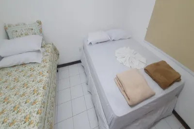 Large house, gated community in Guarajuba, with pool, barbecue !!! Jenipabu附近的飯店