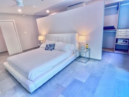 Luxury, Comfort, Security & Walk to the Beach to Enjoy the Best of Costa Rica