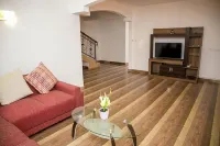 This is a brand new listing 2018 with new pool