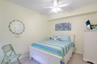 Colonial Country Club First Floor Carriage House,  with Lakeview