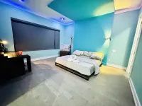 Lakeside Luxe Hotels in Pickering