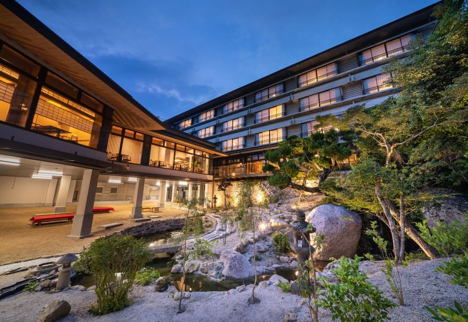 hotel overview picture