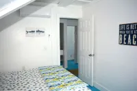 Waterfront Cottage in Spanish Wells' protected harbor