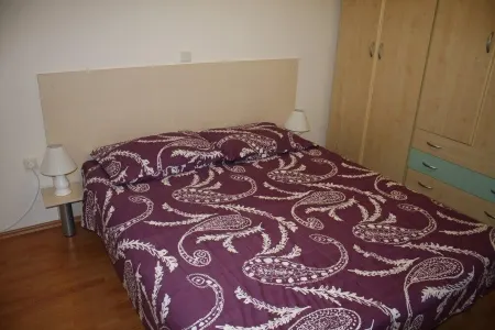 4 +2 pers. FREE Wi-Fi, AIR, & GARDEN GRILL, FAMILY FRIENDLY Отели в г. Пореч