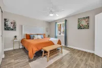 20%off first night!Designer House w/Pool Waterfall Hotels near Cowtown Boots