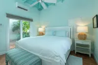 Grande Bay Resort ~Two Bed, One Bath, Walk to town, Penthouse Unit, View, Views, Các khách sạn ở 