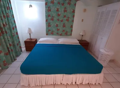 SunShine Villa (5 bedroom option) Hotels in 