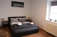 Robs Ferienwohnung Hotels in Strehlen