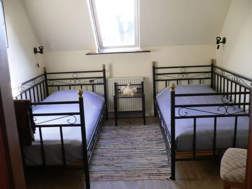 Holiday house with large garden, terrace, near the beach, pets welcome Hotels in Westerdeichstrich