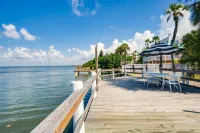 RIVERFRONT community in COCOA BEACH with short  walk to the beach!!