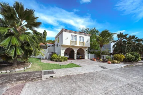 Private Villa with Pool, 7 Minutes from Grand Anse Beach & Must-Visit Spots