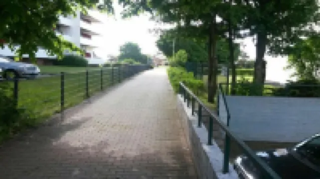 Renovated family-friendly 3 star ground floor apartment near the beach