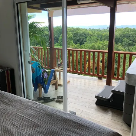 House with private spa not far from the beach