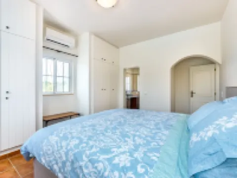 Holiday villa in a quiet location with all comfort for 6 people Hotels in Paderne