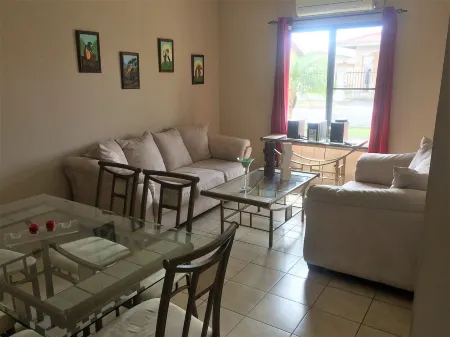 Renta de Habitacion o casa completa en David Chiriqui