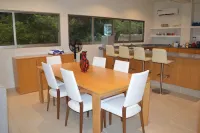 2/3Private Riverfront House-ocean/mountain view-Private Roof-3 min walk to beach