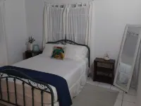 Mango Delight - 3 bedroom Caribbean Vacation Home Hotels in Newcastle