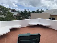 Señor Pedro Suite - spacious one bedroom located one block from the beach