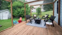 Fun Cottage for Friends and Family, Close by Lake, Fishing, Campfires, BBQ