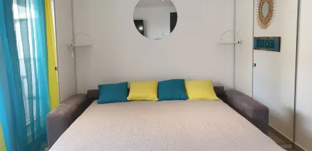 Studio MARINA brand new comfort with views of the marina