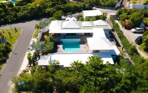 Green Cay Villa - Top spot, pool, seaview, 4 Bedrooms & 4 Bathrooms